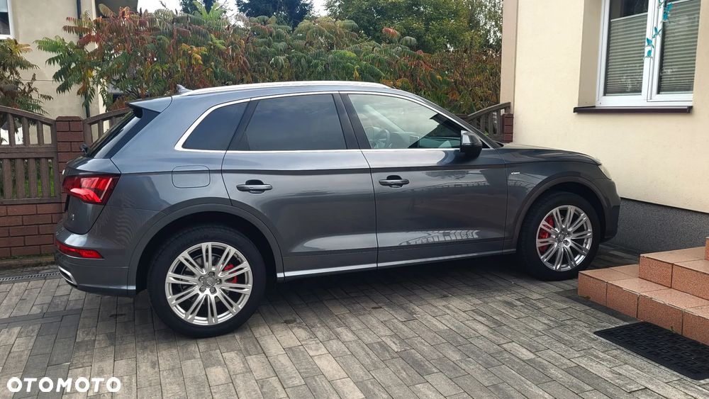 Audi Q5 2019 photo 2