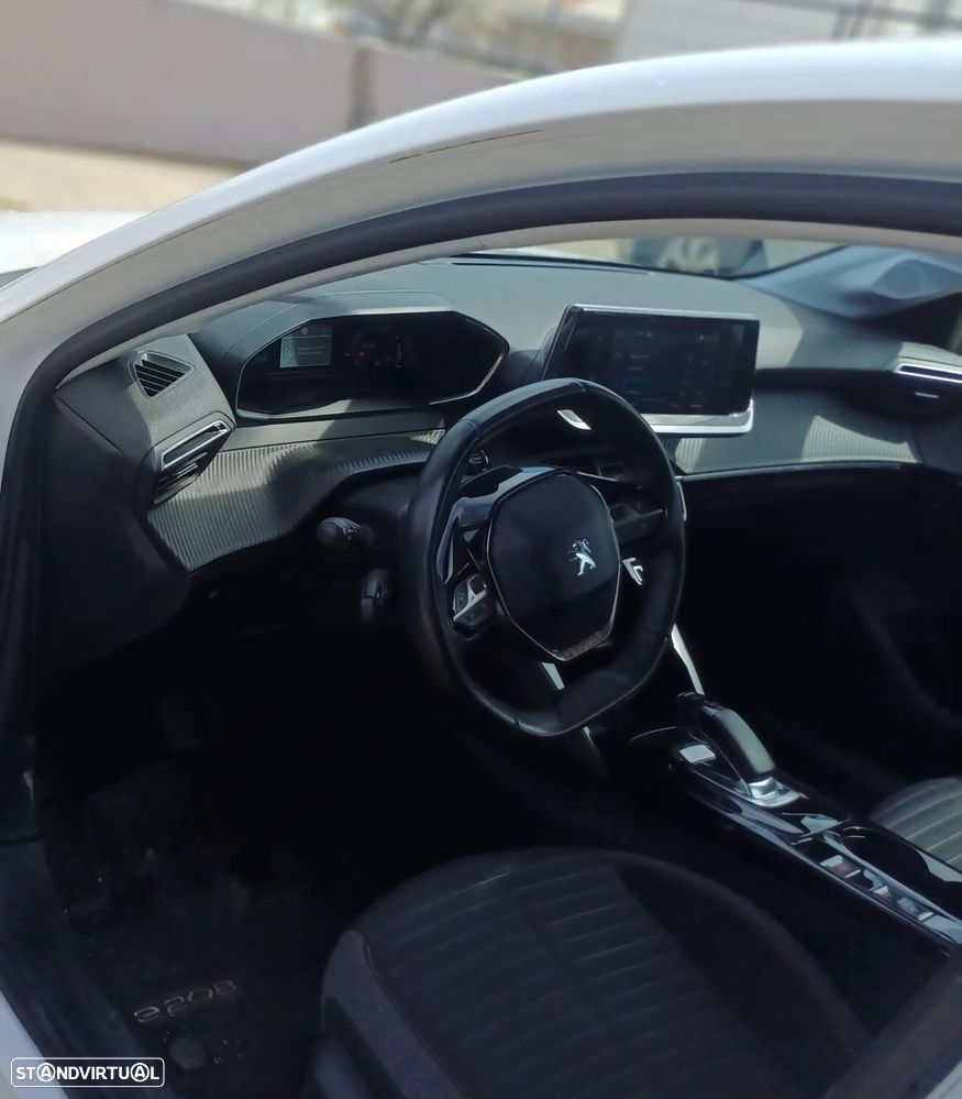 Peugeot e-208 50 kWh Active - 9