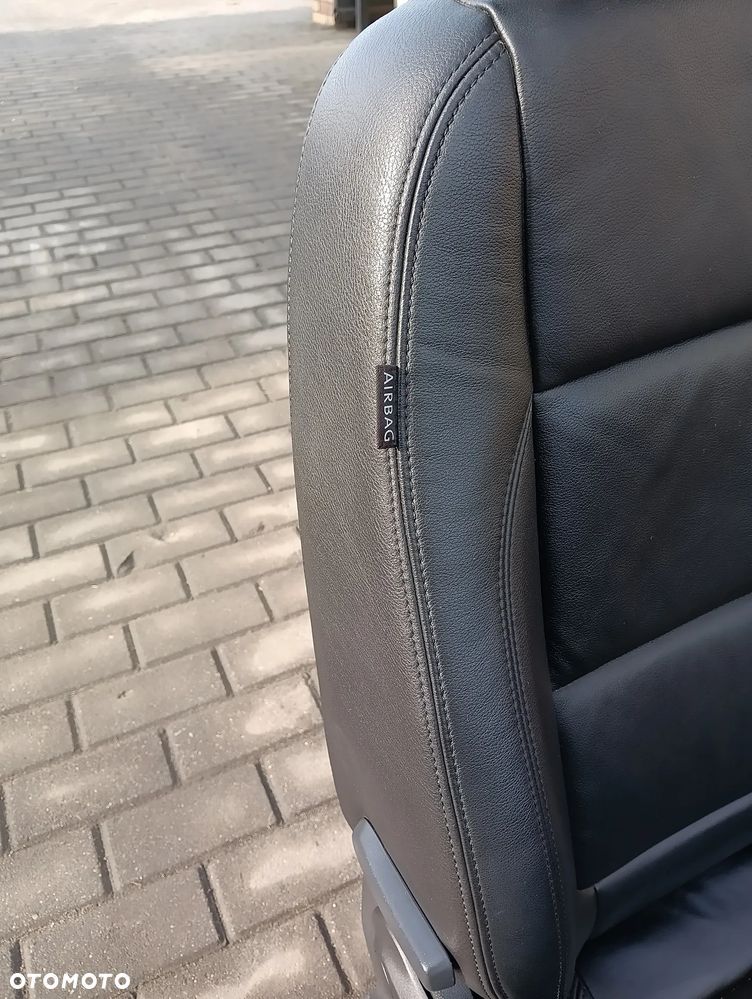 Fotel VW Tiguan skóra idealny - 6