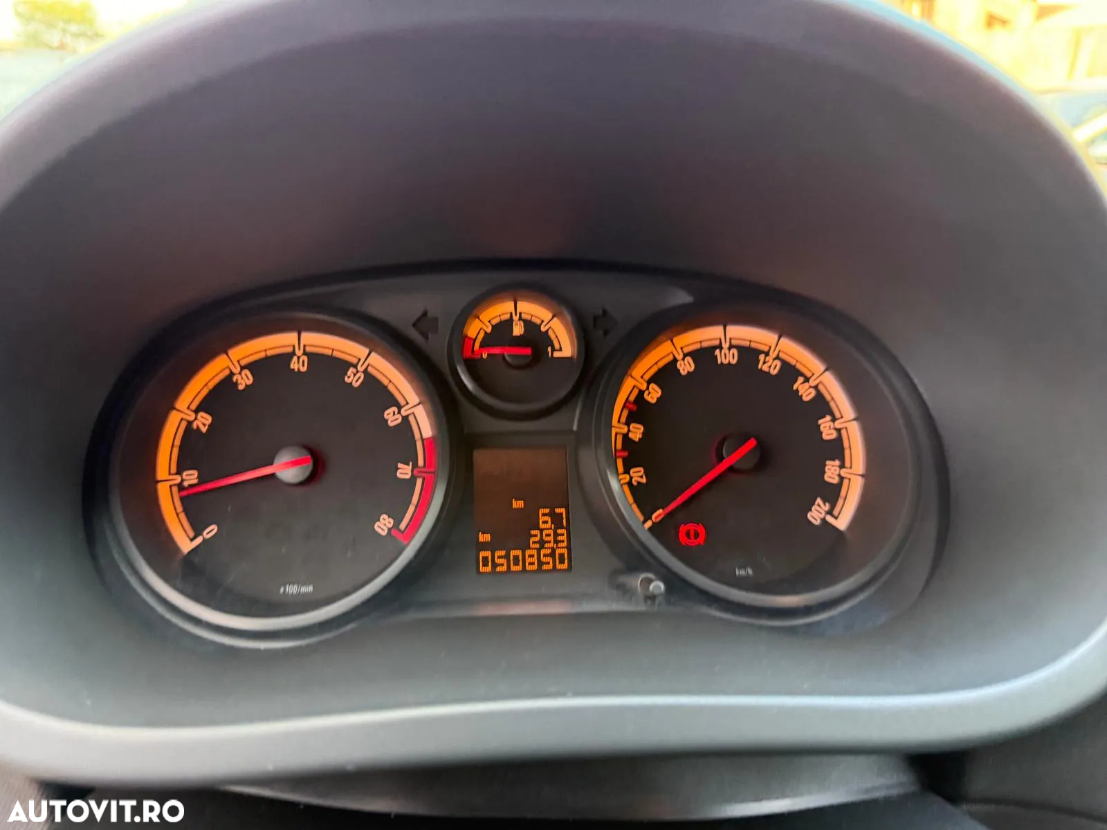 Opel Corsa 1.2 Enjoy - 4