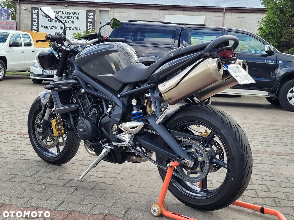 Triumph Street Triple - 14