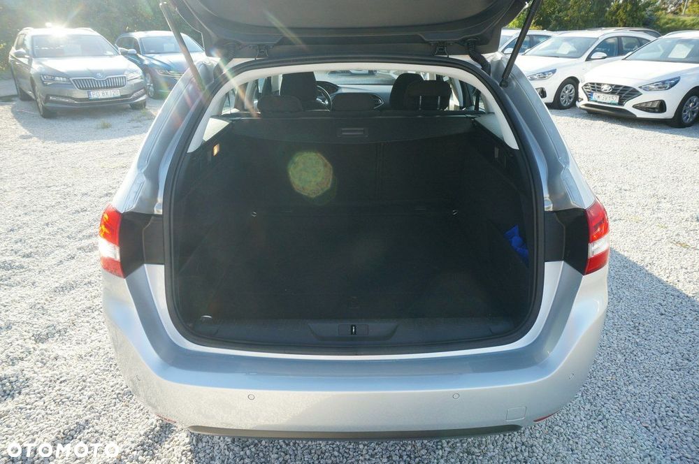 Peugeot 308 1.6 BlueHDi Active S&S - 31