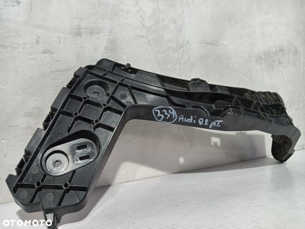 ŚLIZG ZDERZAKA TYŁ TYLNY PRAWY AUDI Q2 81A807254 - 2