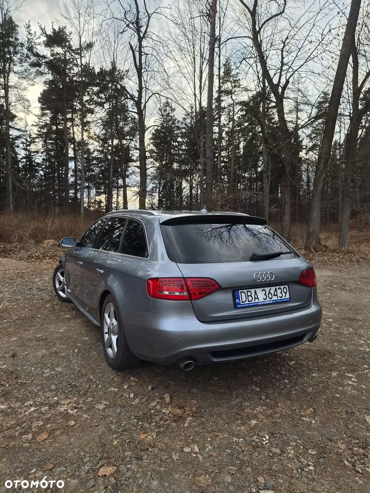 Audi A4 Avant 3.0 TDI DPF quattro S tronic S line Sportpaket - 6