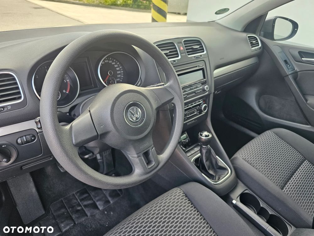Volkswagen Golf 2.0 TDI DPF Comfortline - 11
