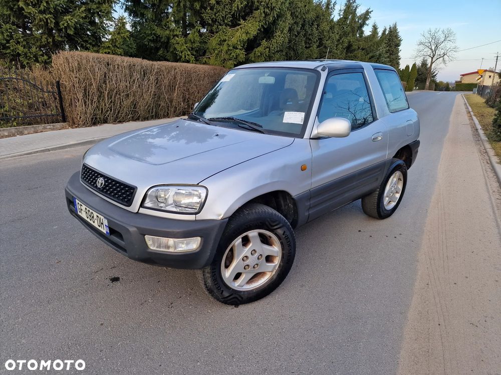Toyota RAV4 2.0 Special - 12