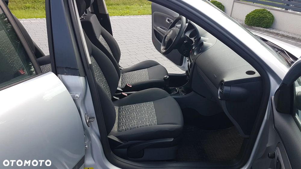 Seat Ibiza 1.4 16V Style - 11