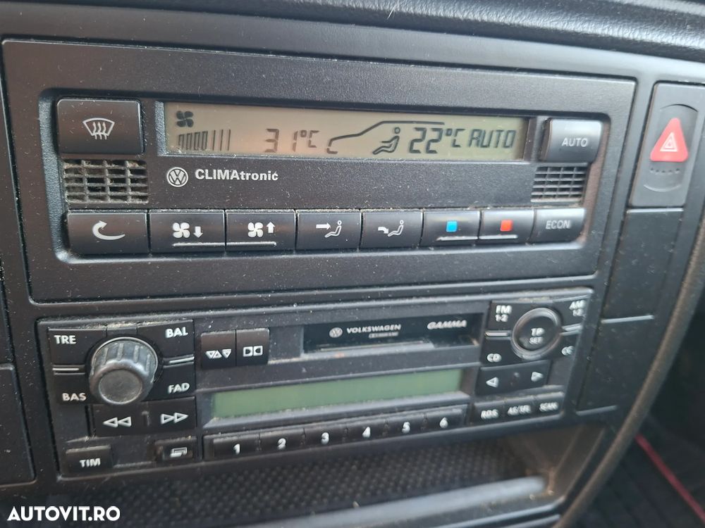 Volkswagen Passat Variant TDI - 10