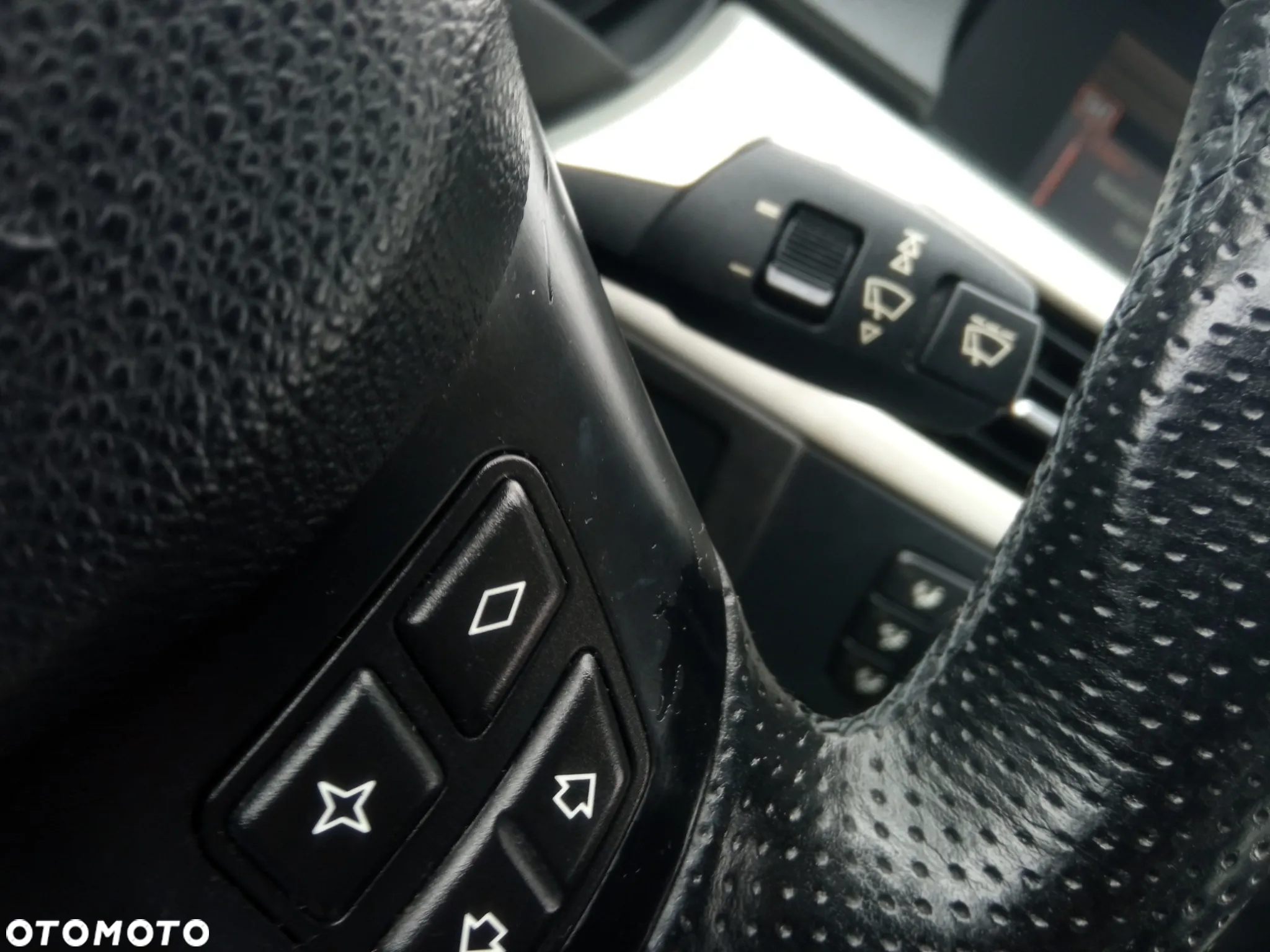 BMW Seria 3 318i Touring Edition Exclusive - 10