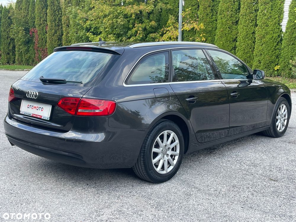Audi A4 Avant 2.0 TDI ultra - 29