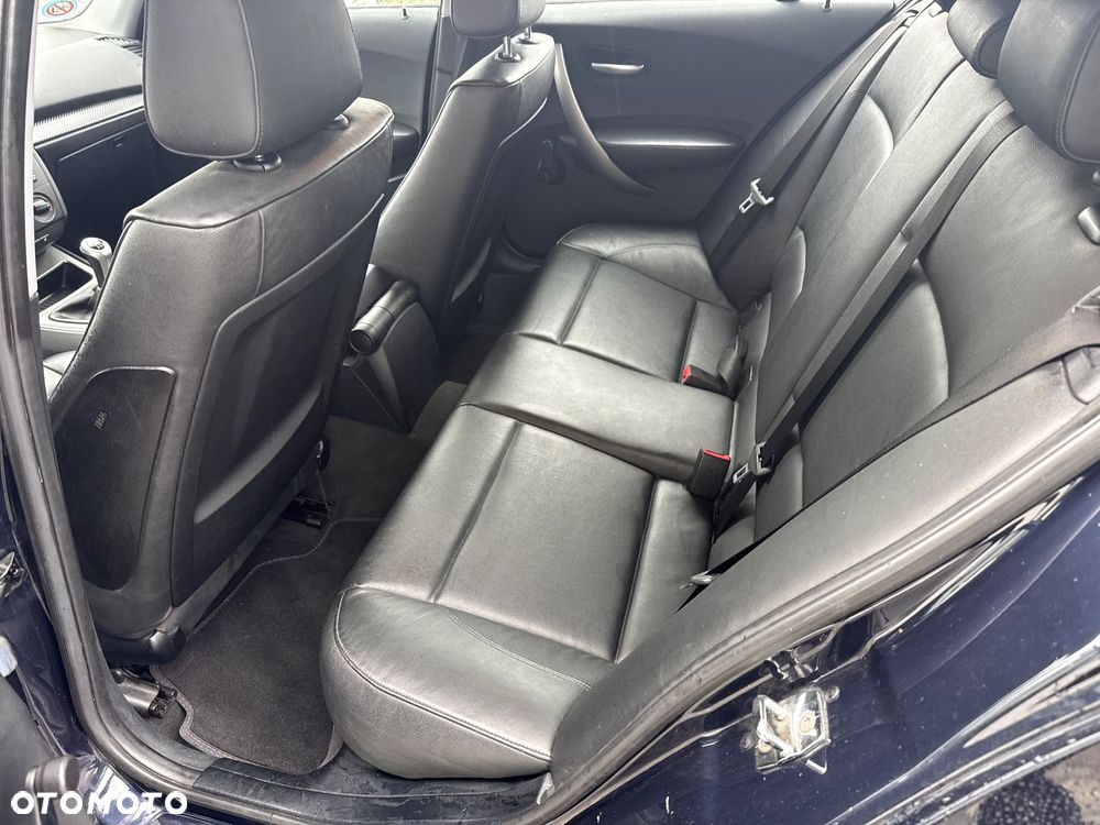 BMW Seria 1 116i - 8