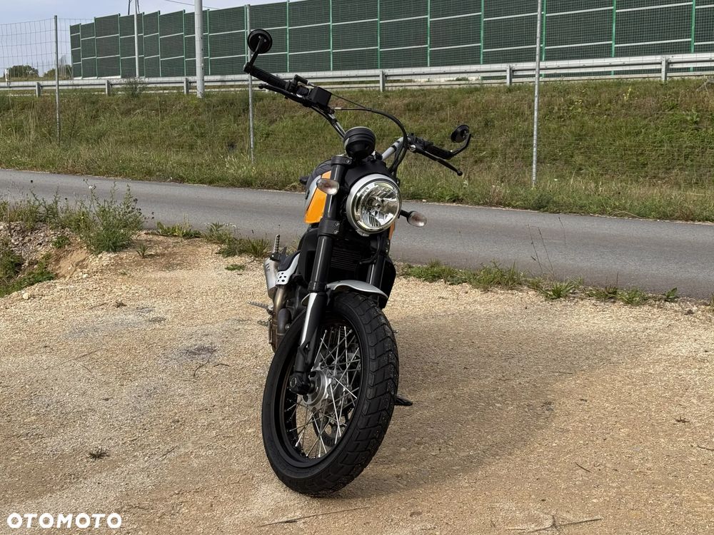 Ducati Scrambler - 9