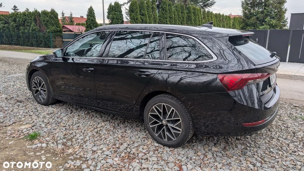 Skoda Octavia 2.0 TDI SCR Style DSG - 4
