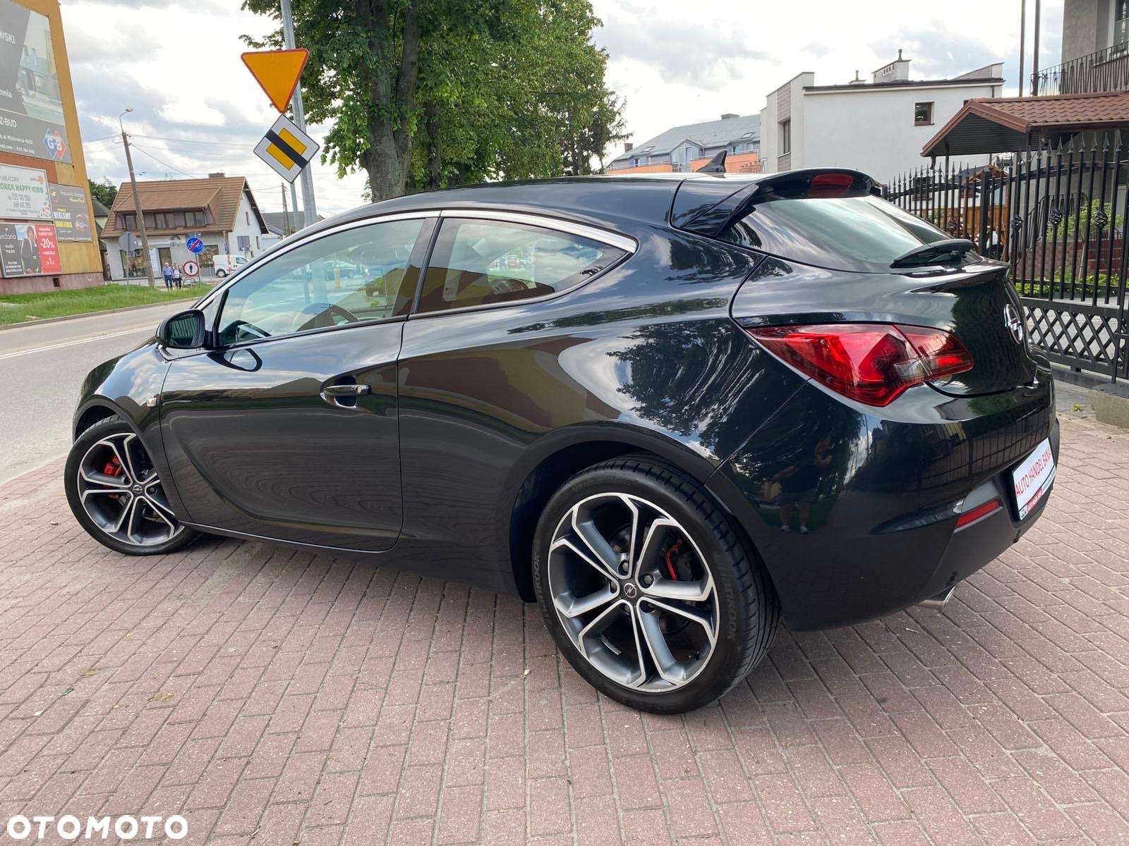 Opel Astra GTC 1.4 Turbo - 20