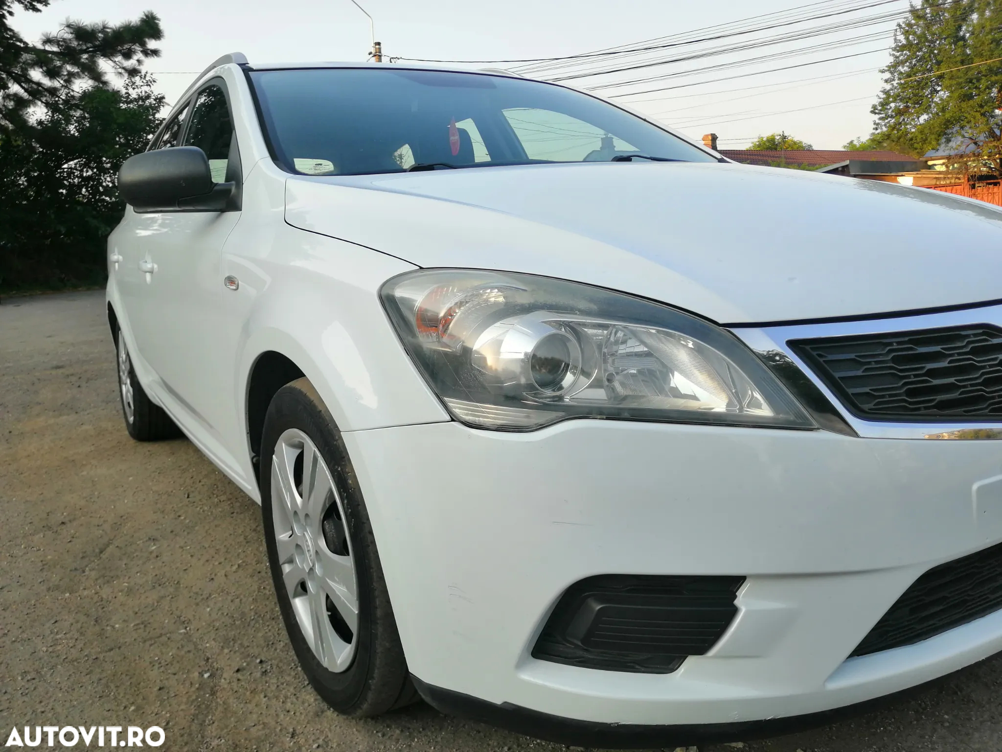 Kia Ceed 1.4 CVVT Spirit - 3