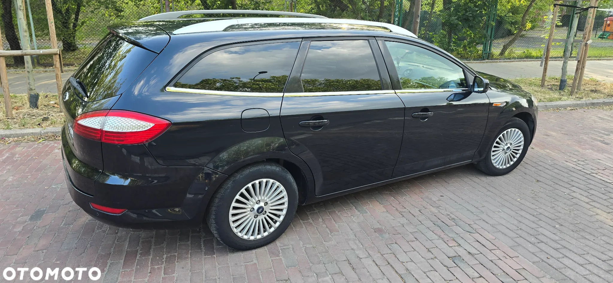 Ford Mondeo - 8