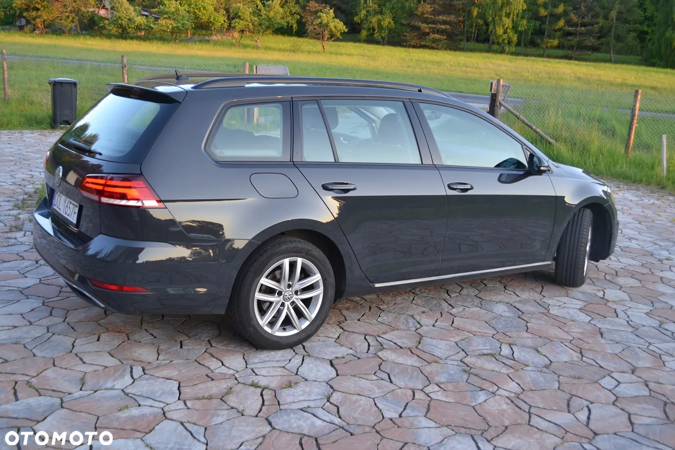Volkswagen Golf 1.6 TDI SCR Comfortline - 7