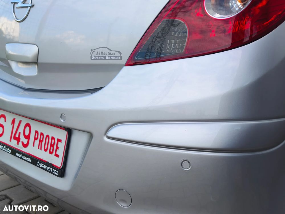 Opel Corsa 1.2i Easytronic Enjoy - 11