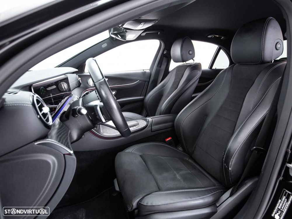 Mercedes-Benz E 300 de 4Matic 9G-TRONIC AMG Line - 9