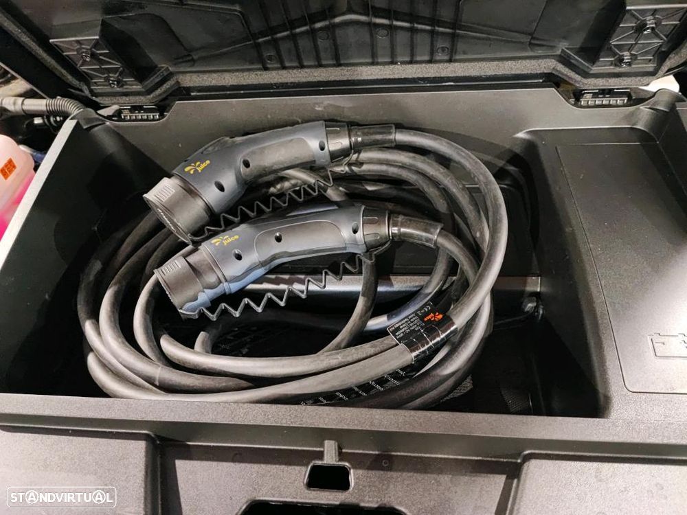 Kia Niro EV 64kWh Drive - 12