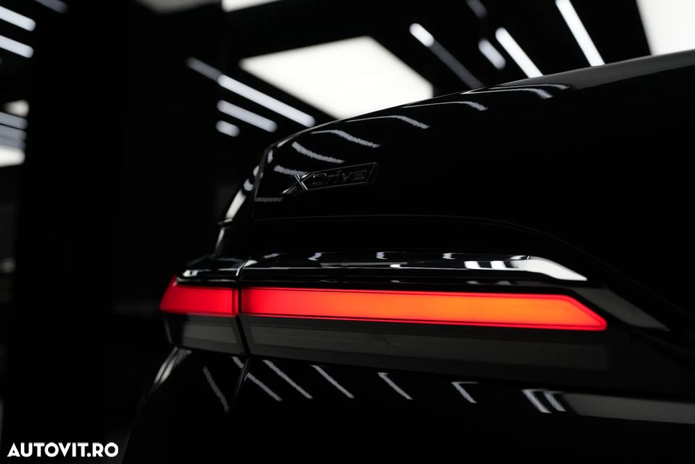 BMW Seria 7 740d xDrive MHEV - 37