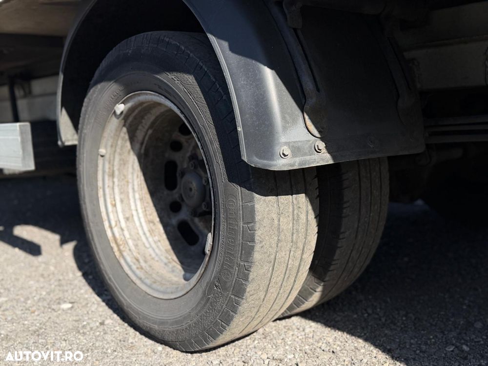Volkswagen CRAFTER CUB FRIGORIFIC cu LIFT si USA LATERALA - 16