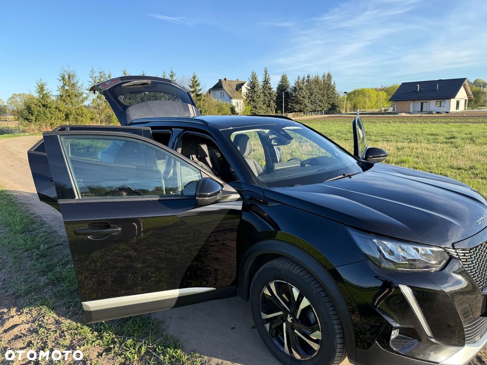 Peugeot 2008 PureTech 130 EAT8 Allure Pack - 22
