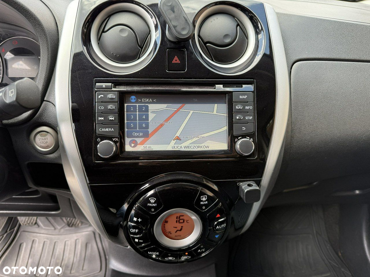 Nissan Note 1.2 Tekna - 18