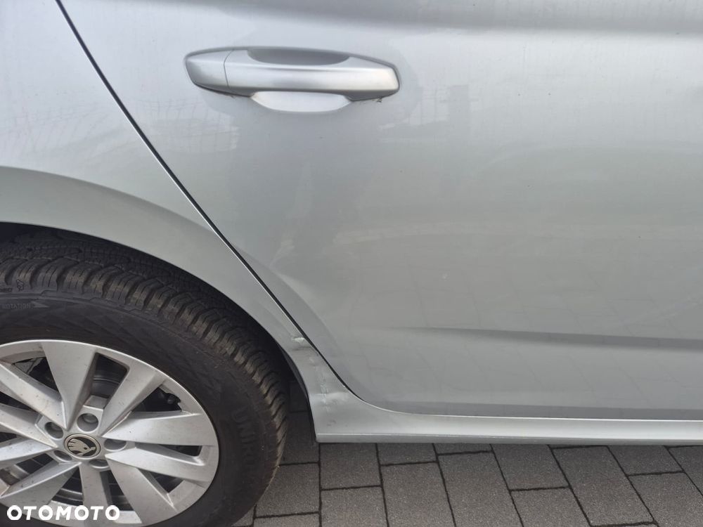 Skoda Kamiq 1.0 TSI Style DSG - 6