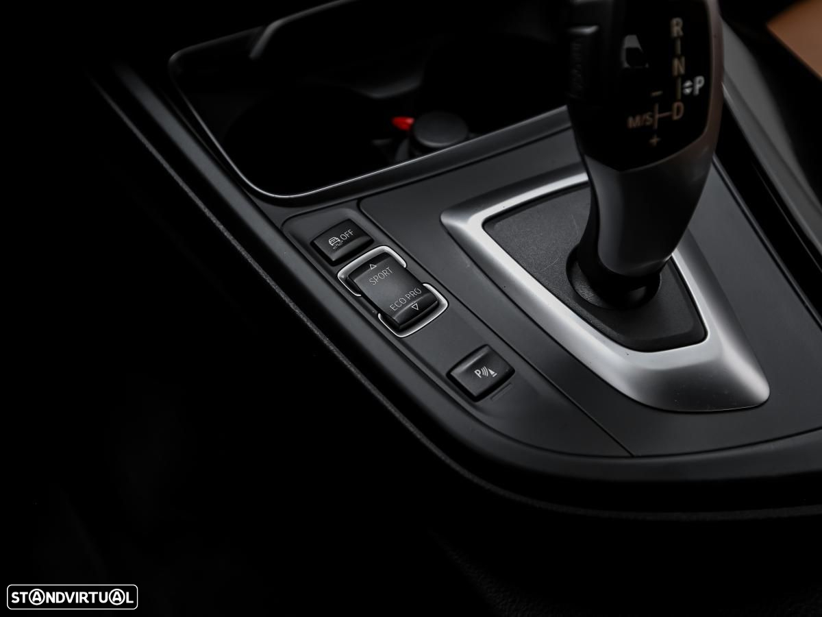 BMW 320 d Line Luxury Auto - 18