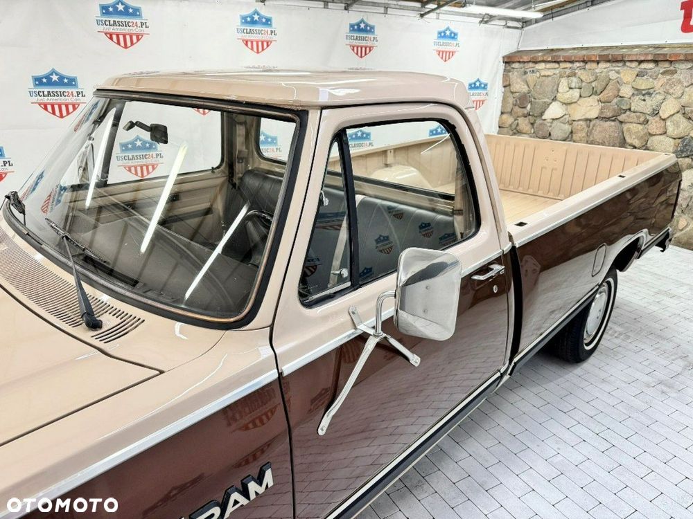Dodge RAM - 22