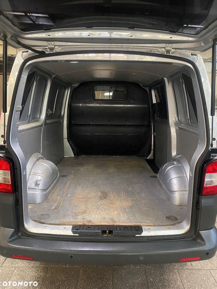 Volkswagen Transporter - 12