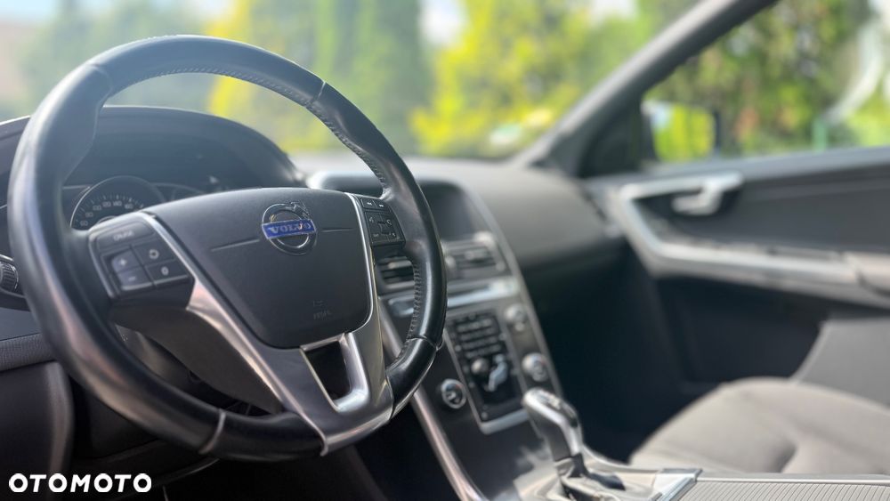 Volvo XC 60 D4 Geartronic Edition Pro - 10