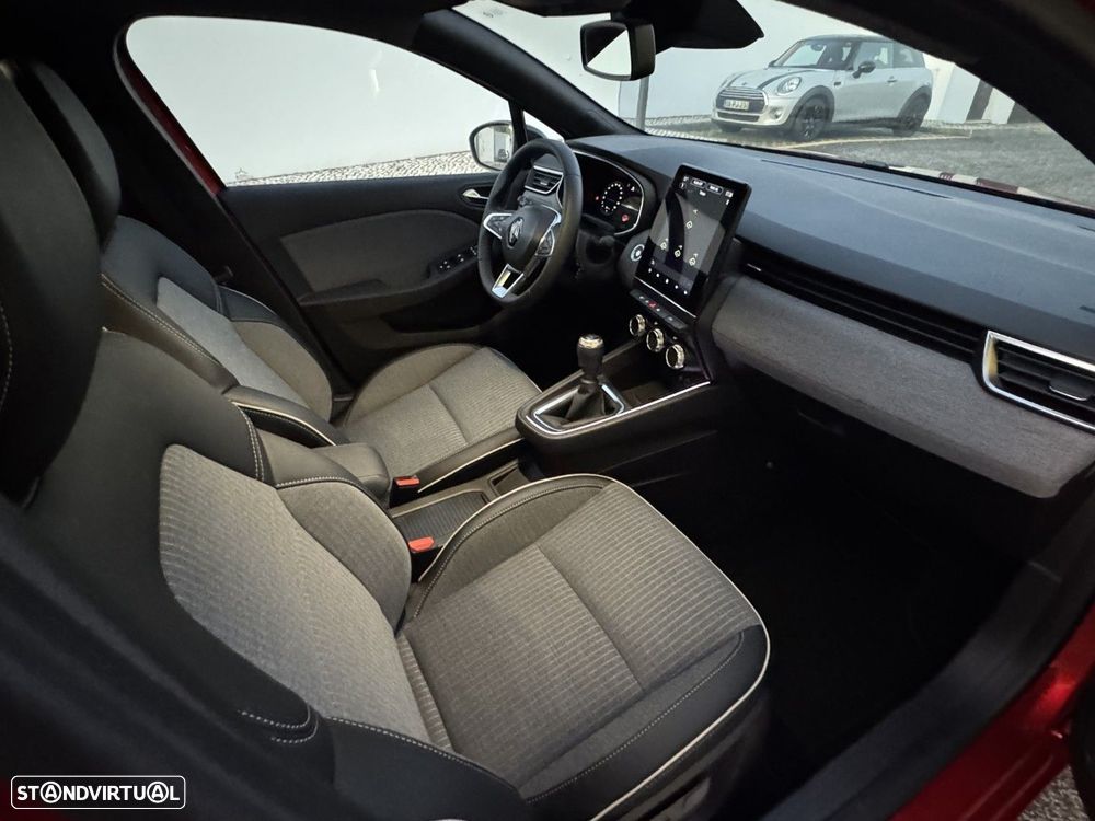 Renault Clio 1.0 TCe Techno - 21