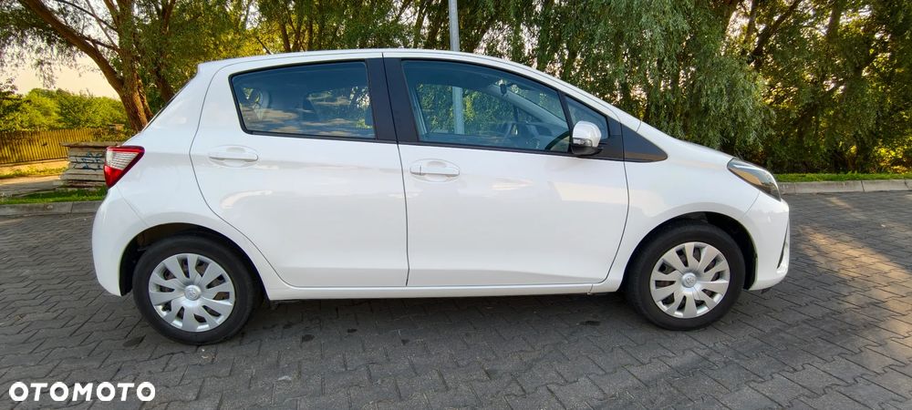 Toyota Yaris 1.5 Active - 2