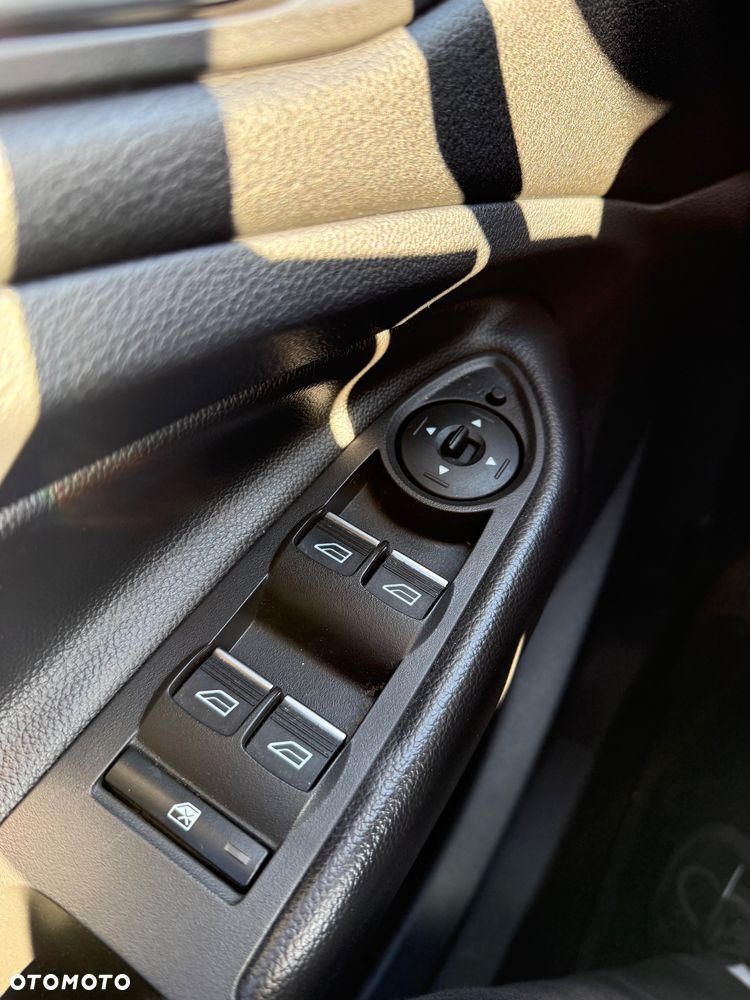 Ford Kuga 2.0 TDCi 4x4 SYNC - 22