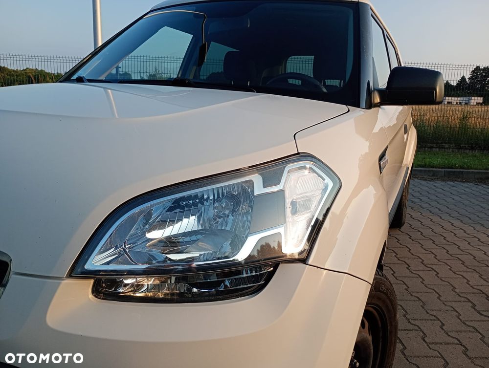 Kia Soul 1.6 CRDI M - 12