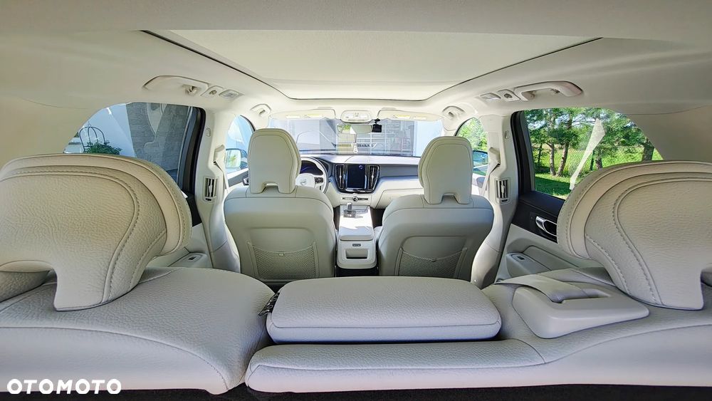 Volvo XC 60 - 25