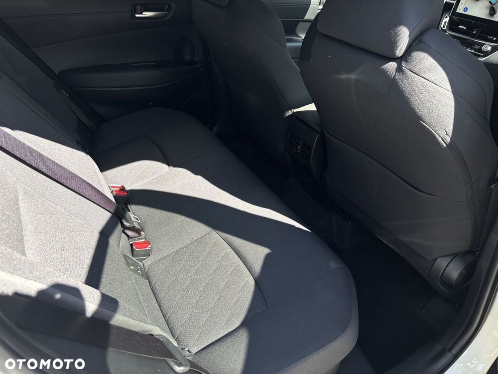 Toyota Corolla Cross - 14