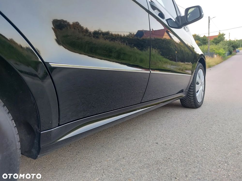 Mercedes-Benz Klasa A 180 BlueEFFICIENCY Avantgarde - 30