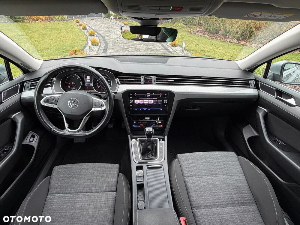 Volkswagen Passat 2.0 TDI EVO Business - 19