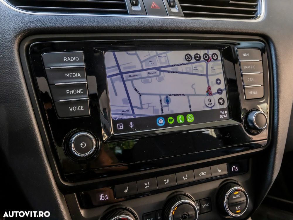 Skoda Octavia 1.6 TDI (Green tec) DSG Ambition - 8