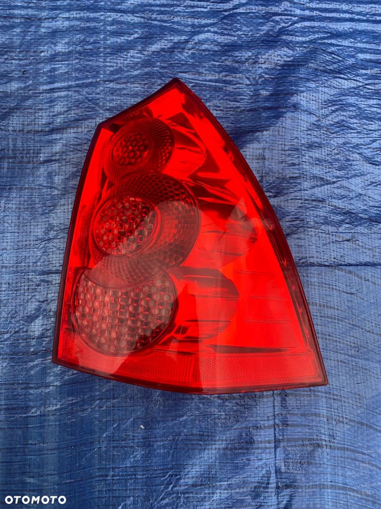 PEUGEOT 307 LIFT KOMBI LAMPA LEWY LEWA PRAWY PRAWA TYŁ TYLNA - 4