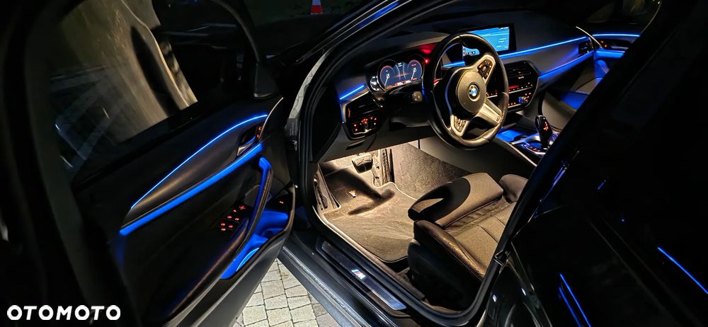 BMW Seria 5 540d xDrive Sport Line - 7