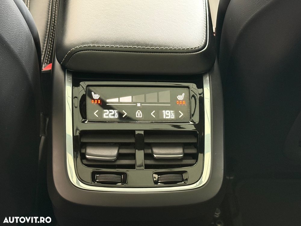 Volvo XC 60 D5 AWD Geartronic Inscription - 14