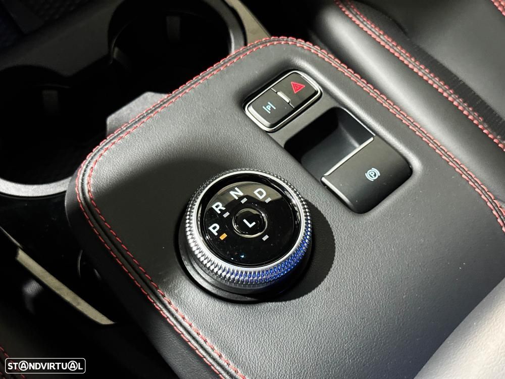 Ford Mustang Mach-E AWD PREMIUM - 37