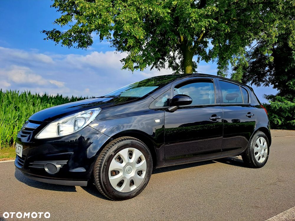 Opel Corsa 1.4 16V Edition 150 - 4