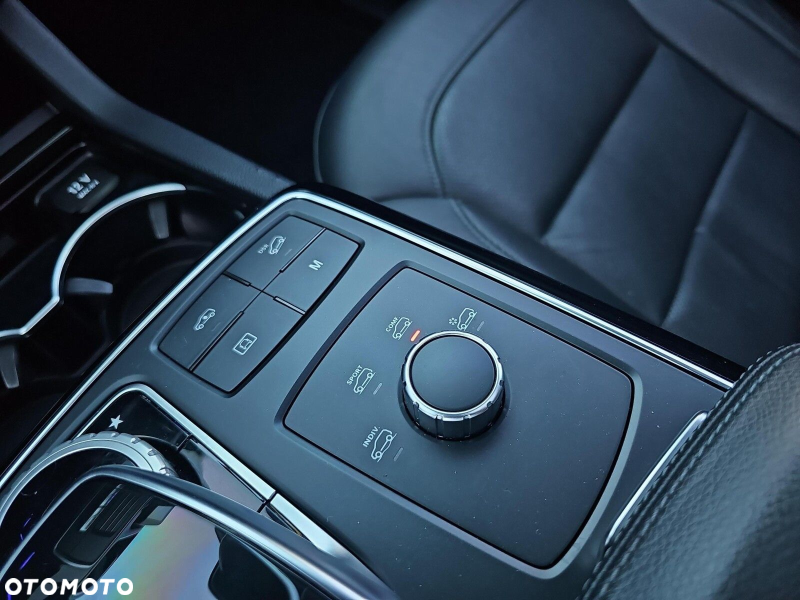 Mercedes-Benz GLE - 14