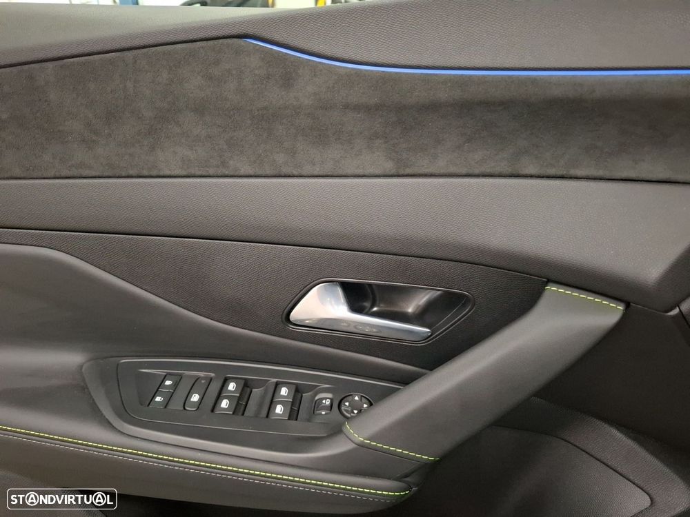 Peugeot 308 SW 1.2 Hybrid GT e-DCS6 - 22
