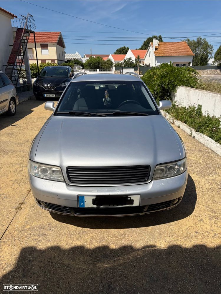 Audi A4 Avant 1.9 TDI Attraction - 12